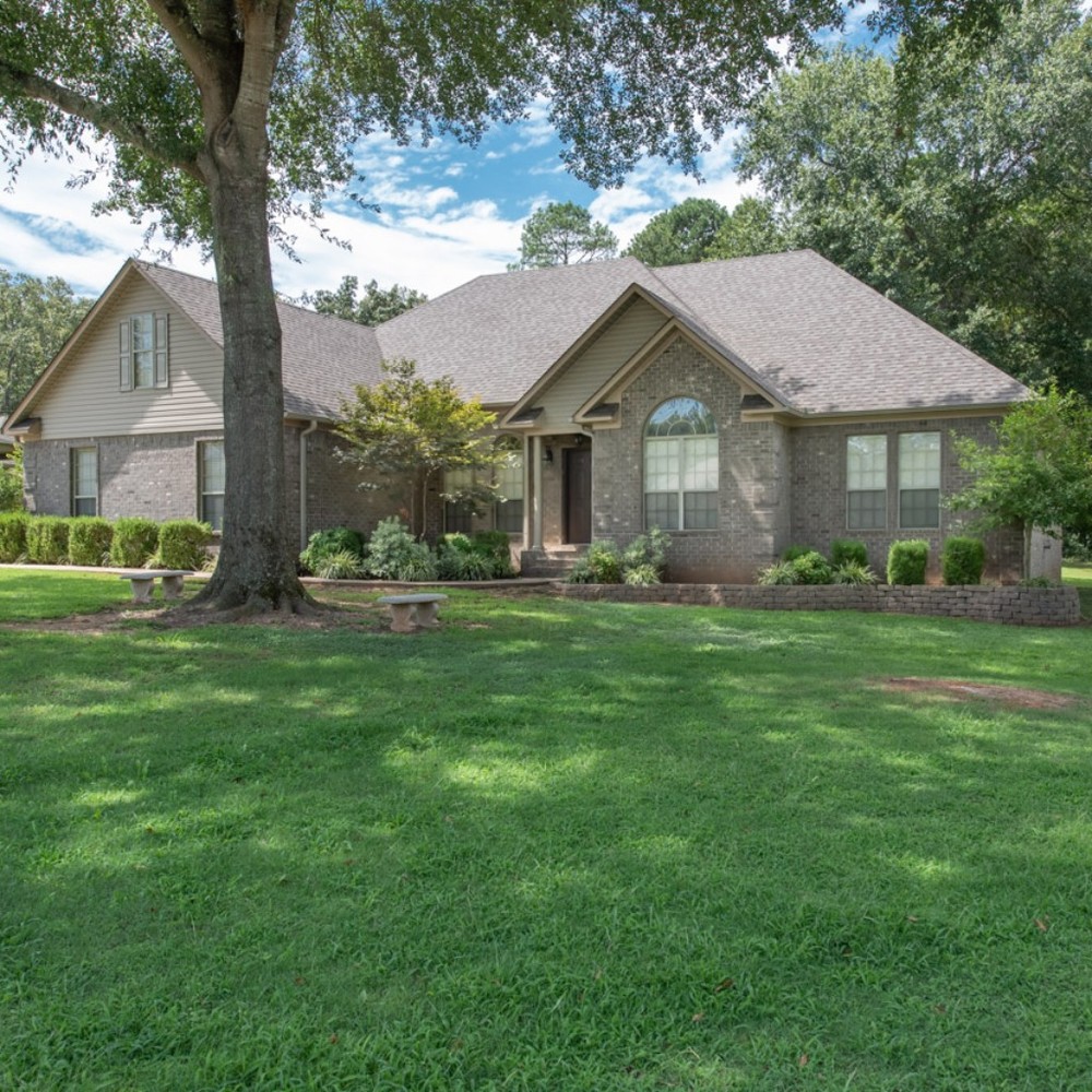 Meet your Posher, Joy